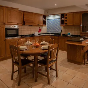 Spacious 3 Bedroom In Marsascala Apartament
